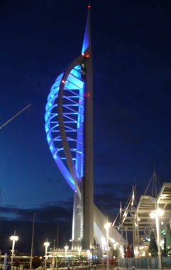 Non pohled na Spinnaker Tower